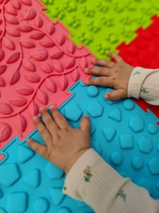 Sada 12 silikonových senzorických podložek Ortopedek